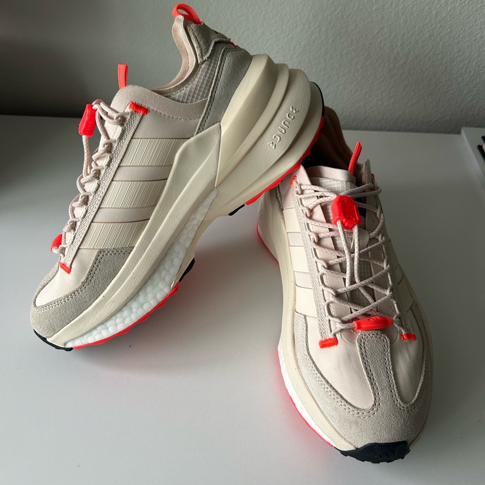Adidas Sneakers